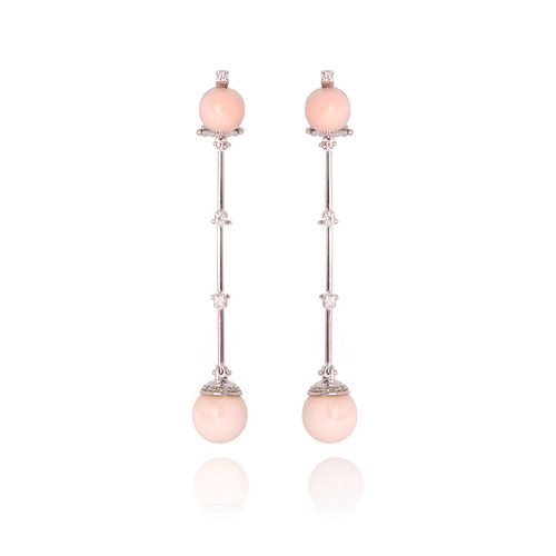 Orecchini Chic Lunghi con doppie sfere in Corallo Rosa