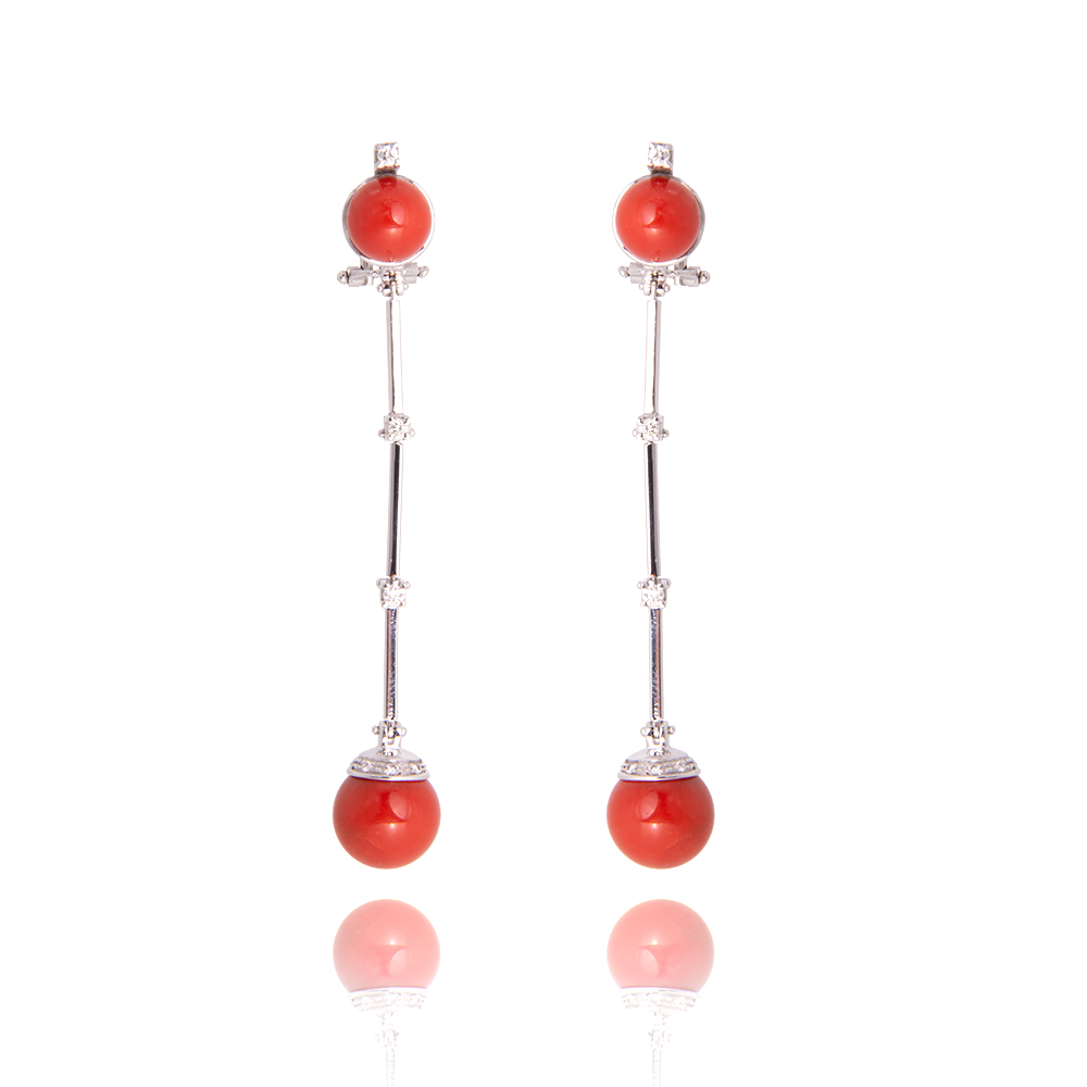 Orecchini Chic Lunghi con doppie sfere in Corallo Rosso