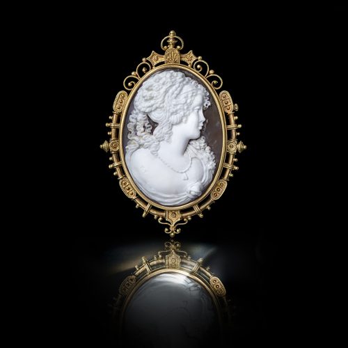 Cammeo raffigurante volto femminile – By Nocereto