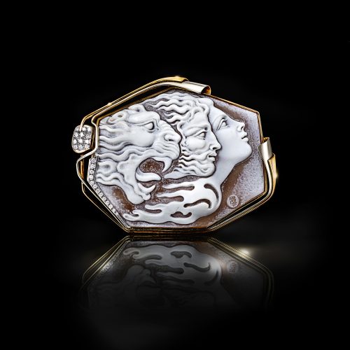 Cammeo raffigurante l’uomo – By Carlo Parlati