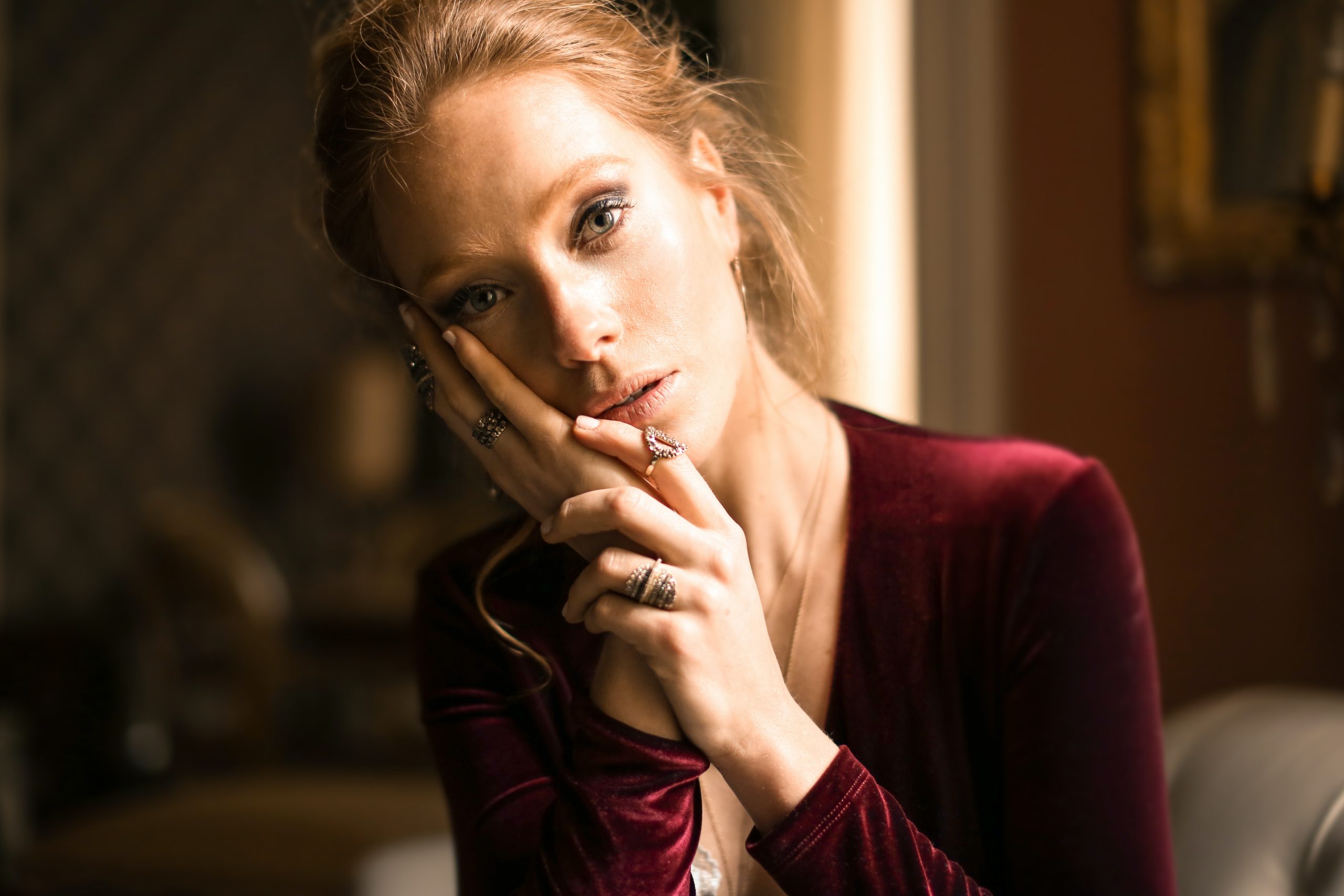 Al momento stai visualizzando Qual è il significato degli anelli sulle dita?